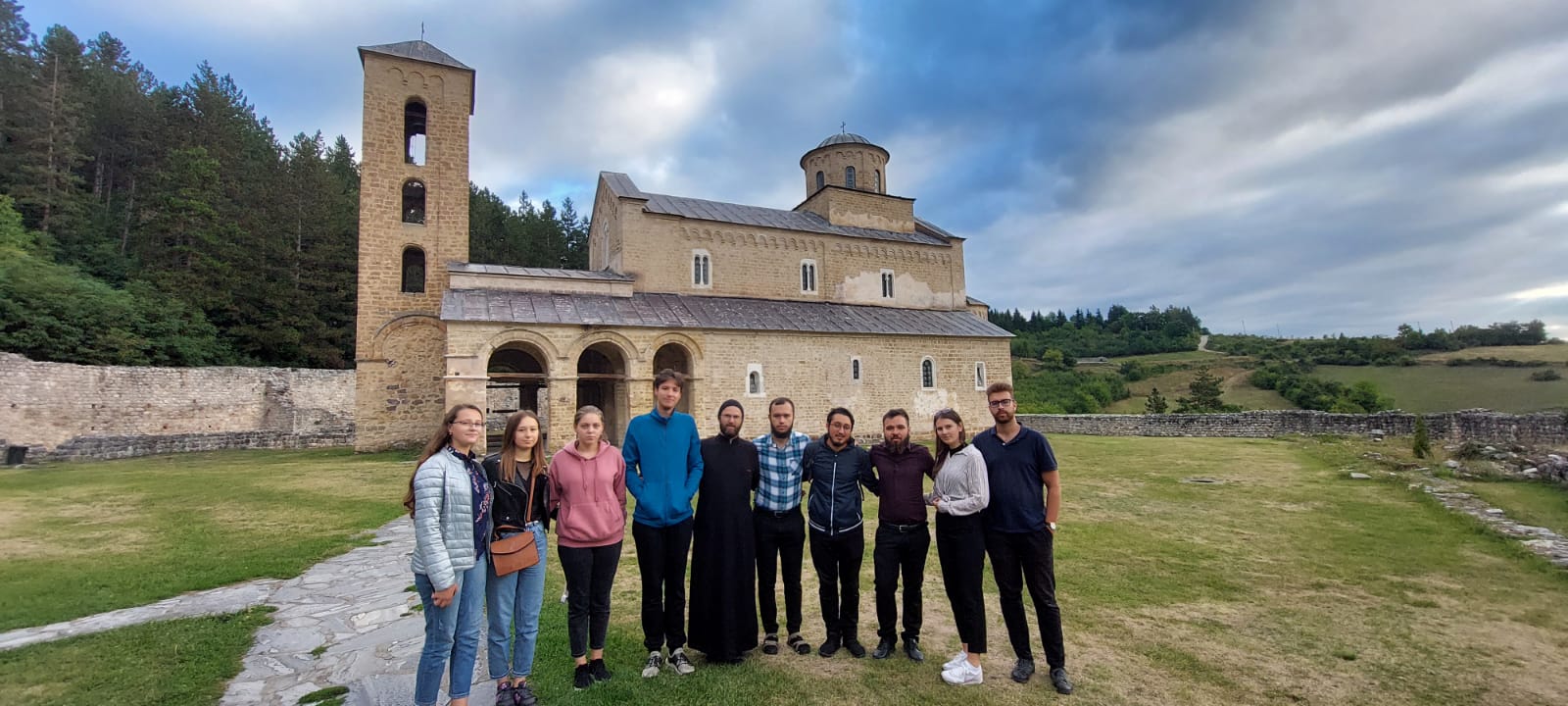 Pelerinaj în Serbia sau despre doi vecini prieteni