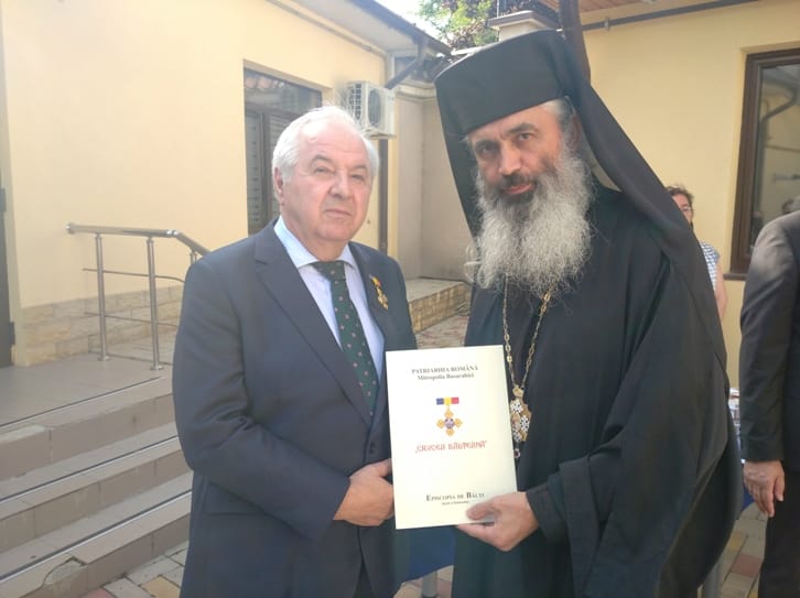 Academicianul Valeriu Matei gratificat de Episcopia de Bălţi