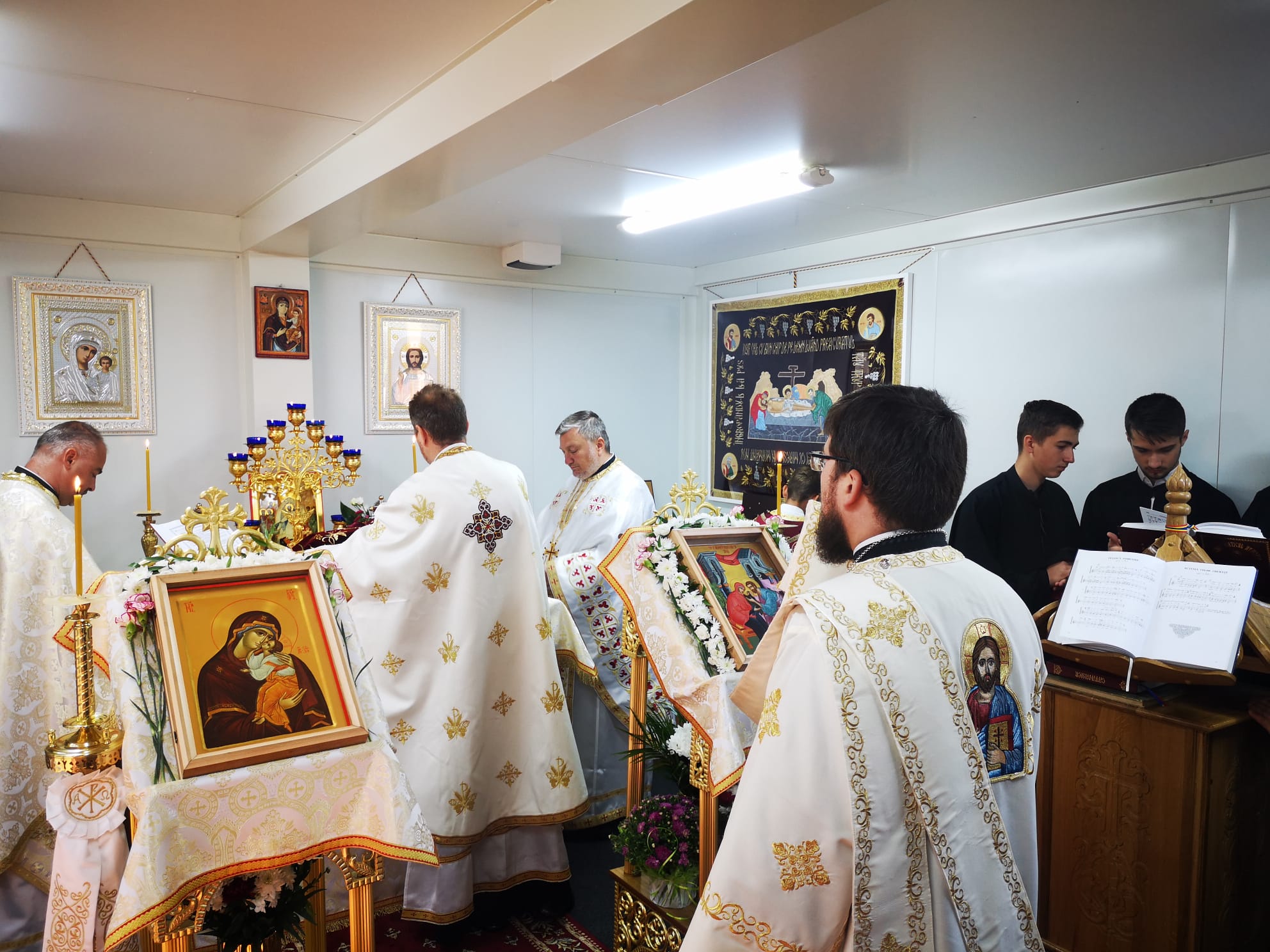 Parohia „Sfinții Părinți Ioachim și Ana” – Moara de Vânt și-a cinstit ocrotitorii