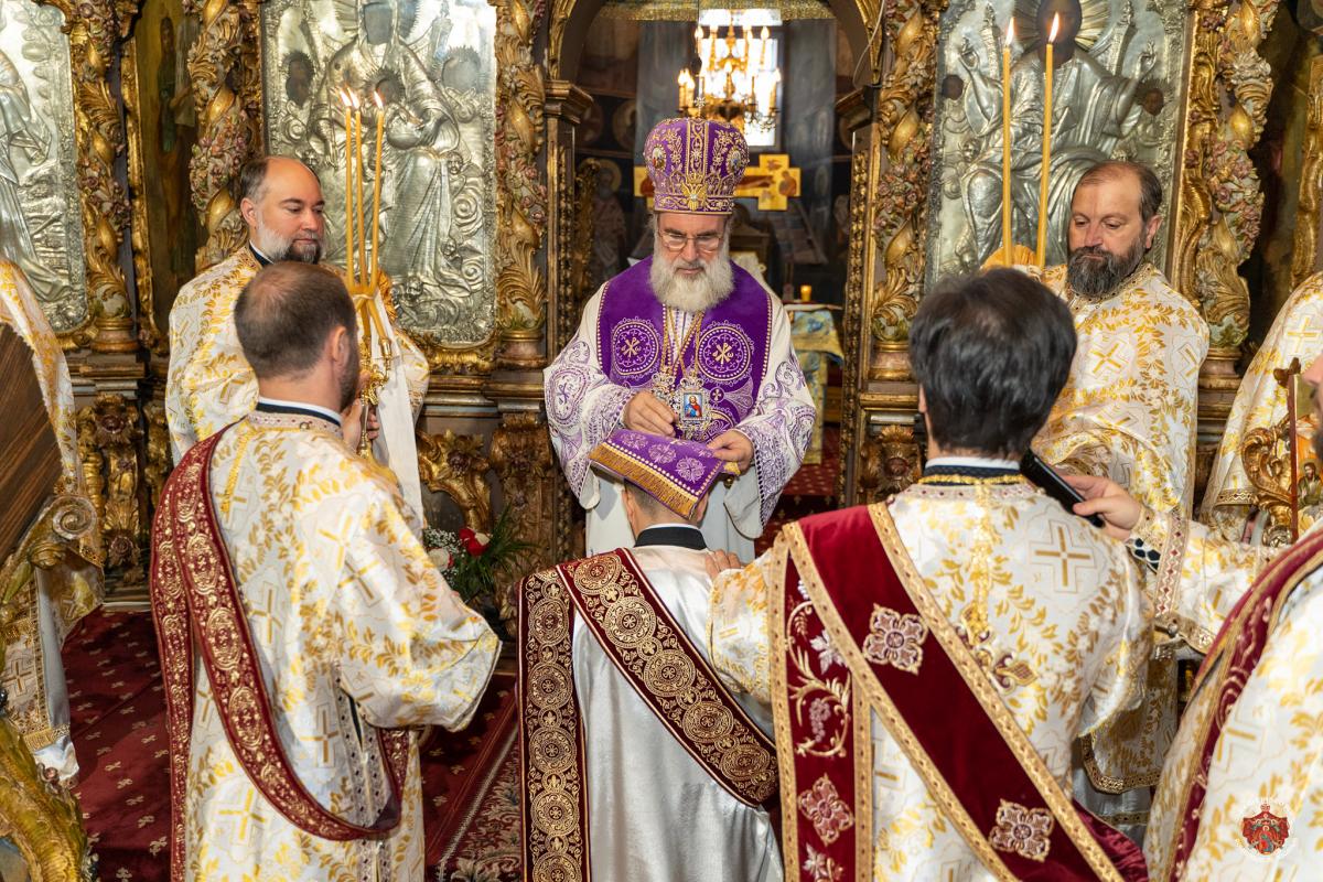 Liturghie arhierească la Catedrala Arhiepiscopală din Roman