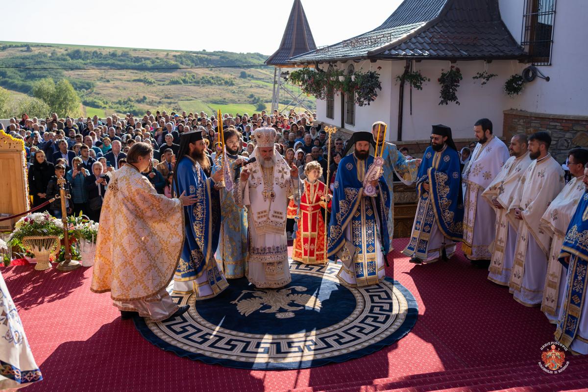 Liturghie arhierească la hramul Mănăstirii Giurgeni