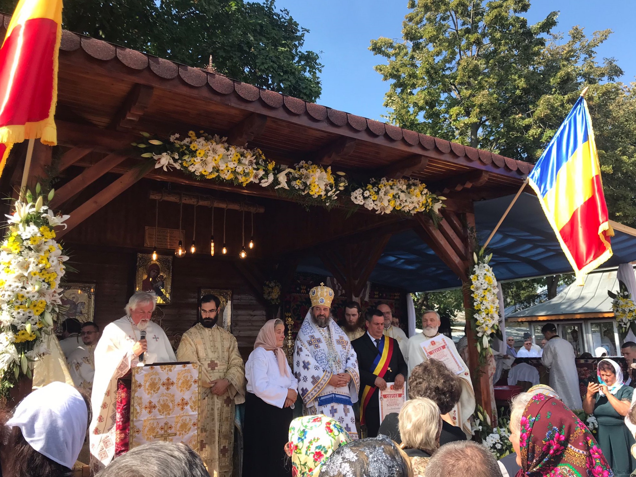 Pictura Bisericii din Războieni – Ion Neculce a fost resfințită