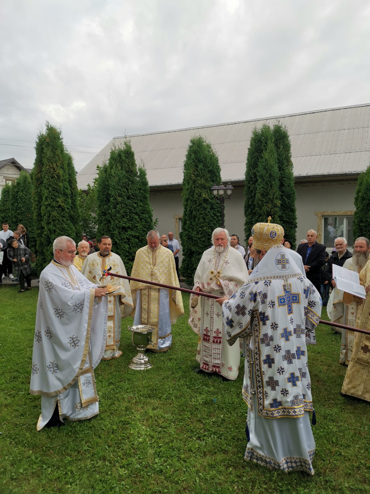 Biserica din Conțești a fost resfințită de PS Nichifor Botoșăneanul