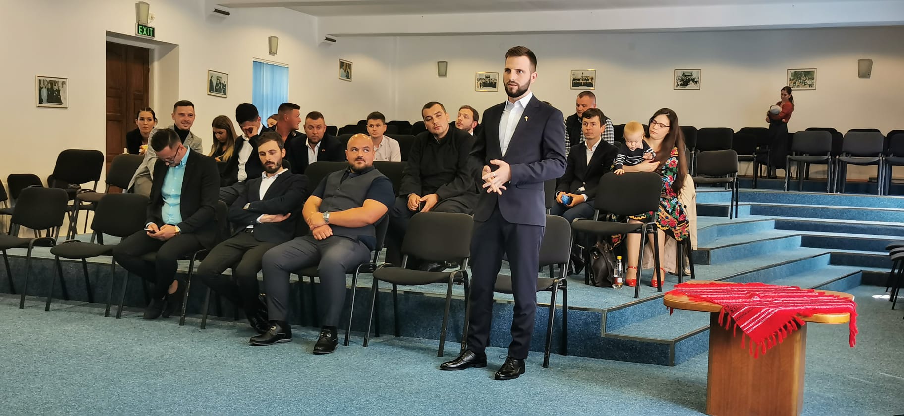 Revedere de 10 ani la Seminarul Teologic Mănăstirea Neamț Revedere de 10 ani la Seminarul Teologic Mănăstirea Neamț