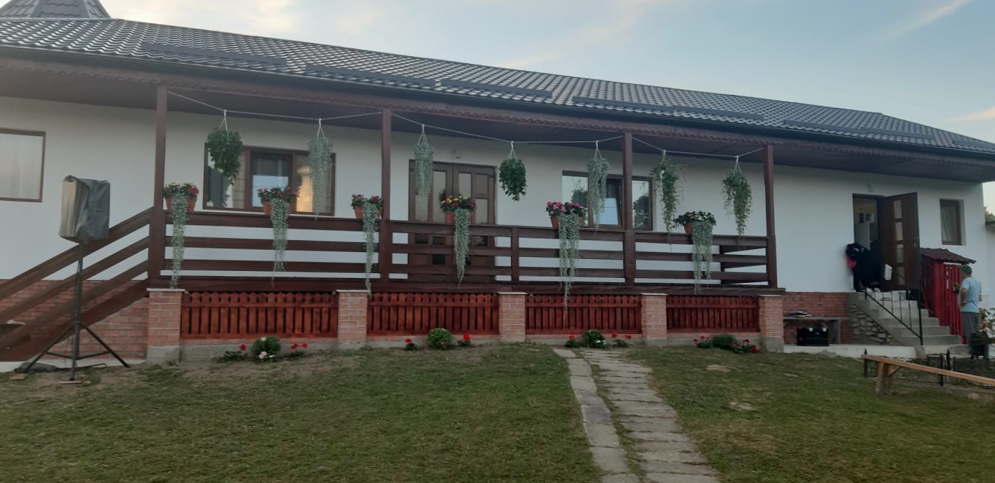 Slujbă arhierească la Parohia Potoci – Bicaz