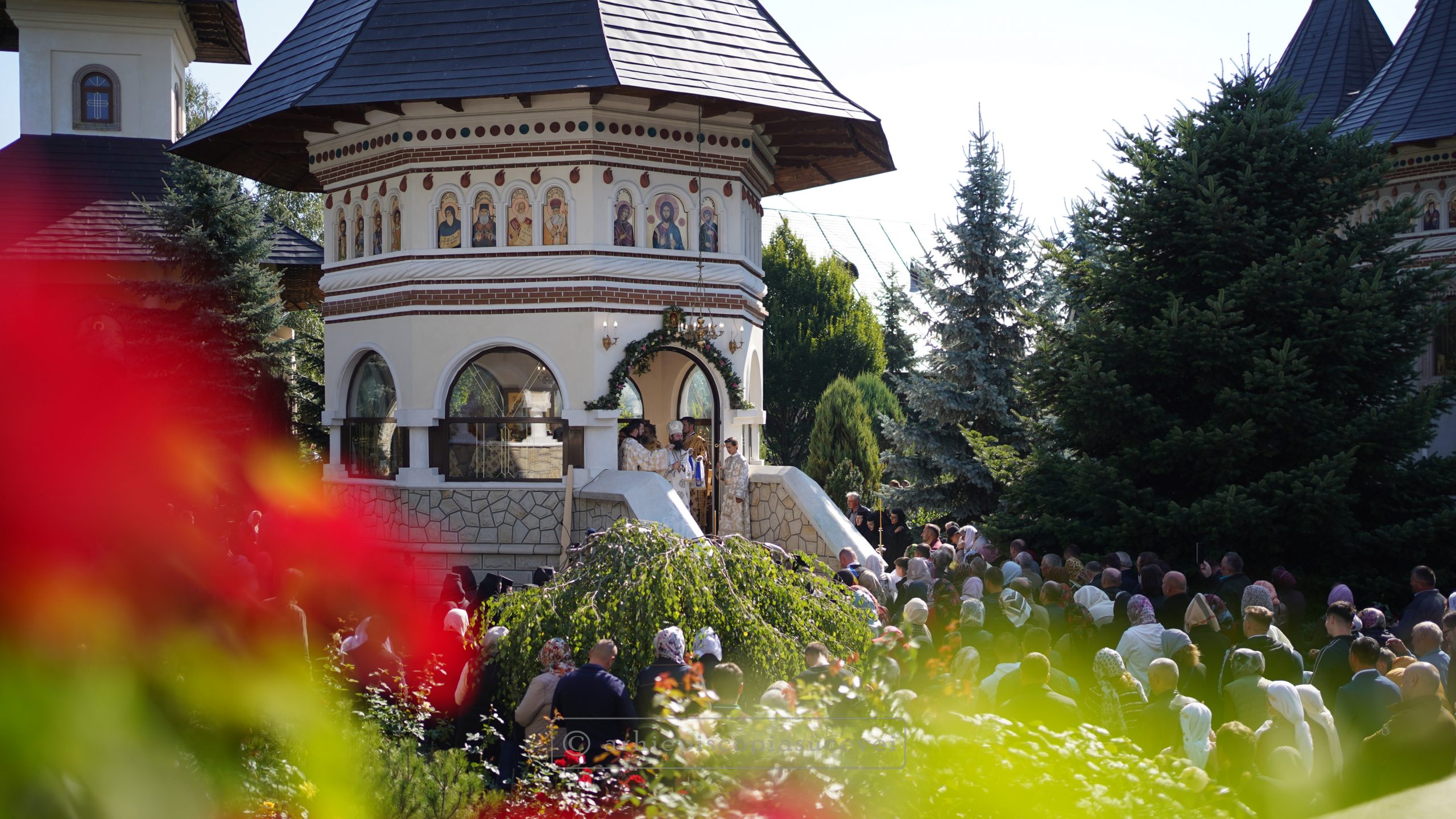 Binecuvântare arhierească la hramul Mănăstirii Cămârzani