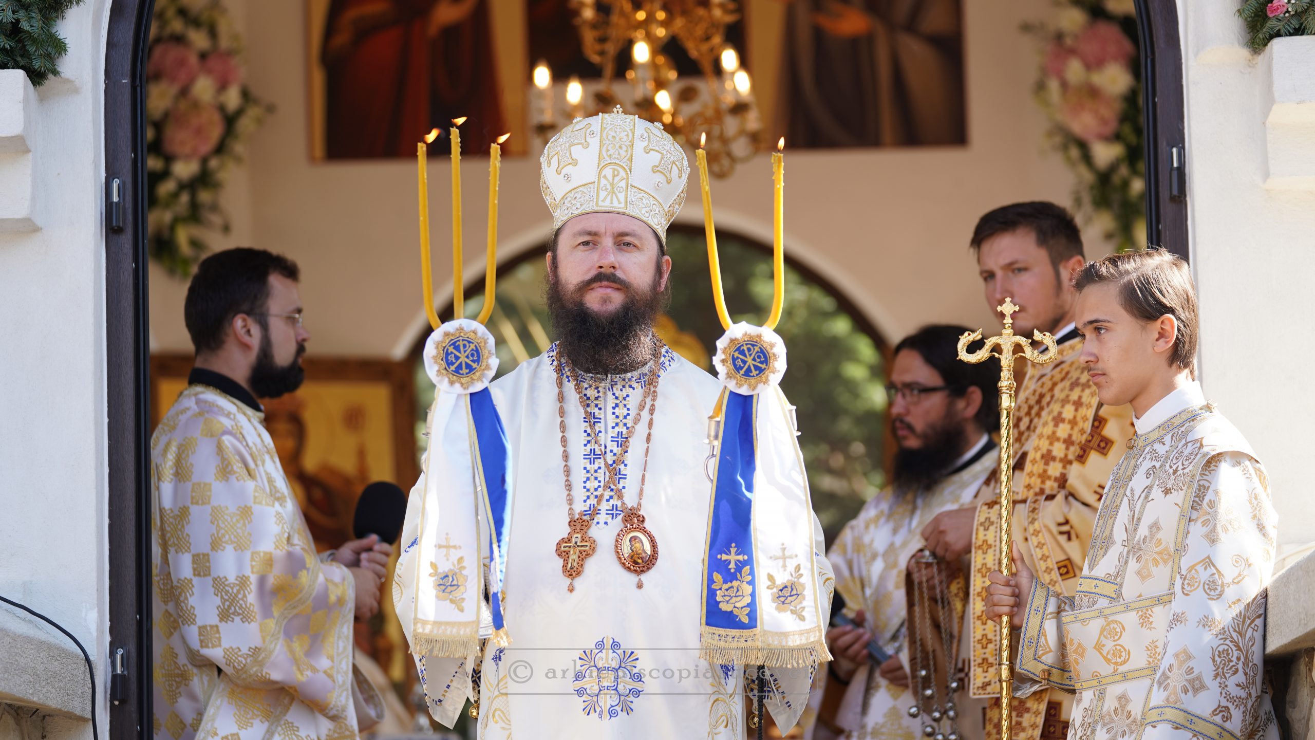 Binecuvântare arhierească la hramul Mănăstirii Cămârzani