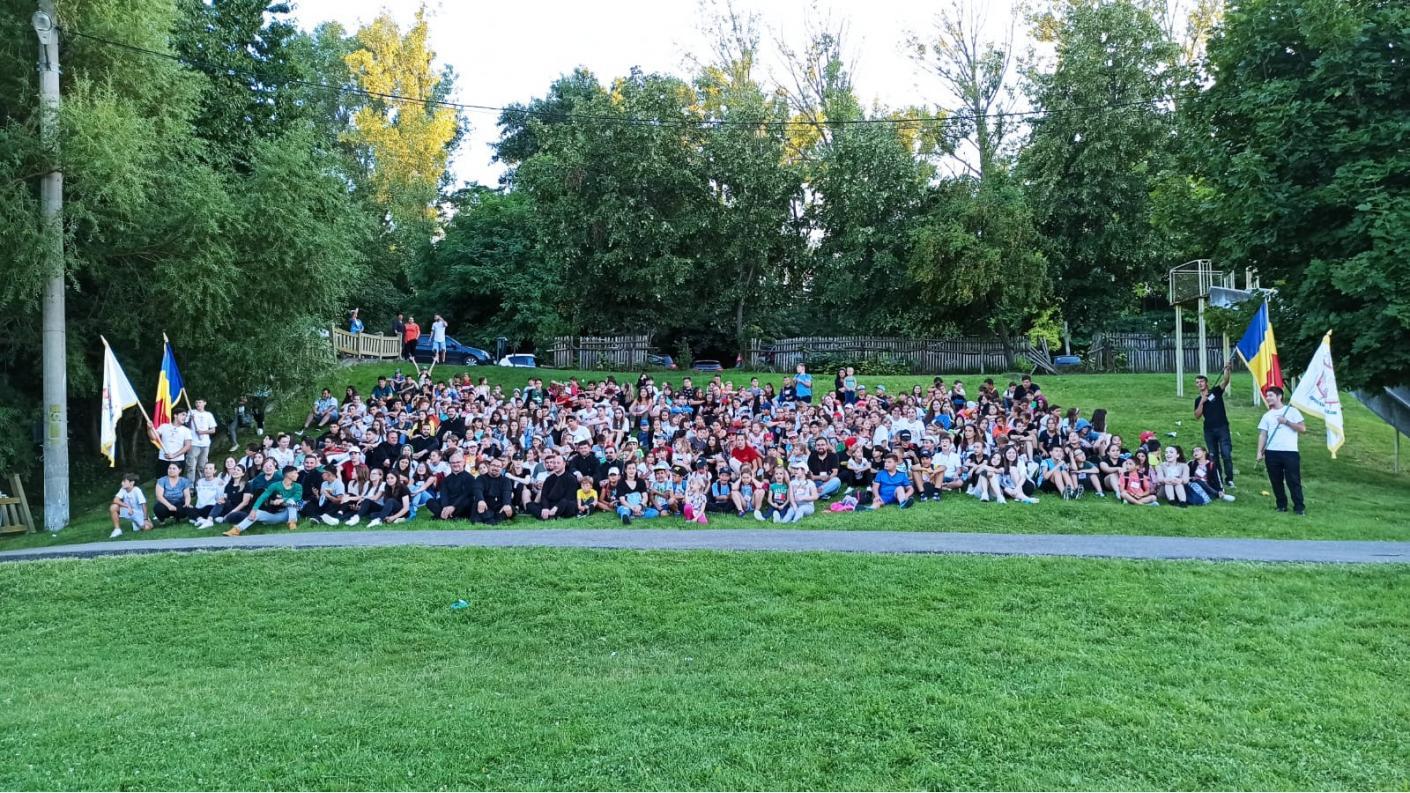 350 de copii în Tabăra urbană „Copilărie și credință” din Huși