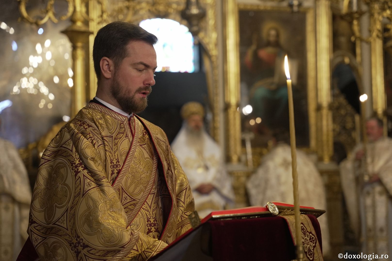 Foto: Adrian Sârbu Deschiderea anului universitar 2021-2022, la Facultatea de Teologie Ortodoxă din Iași