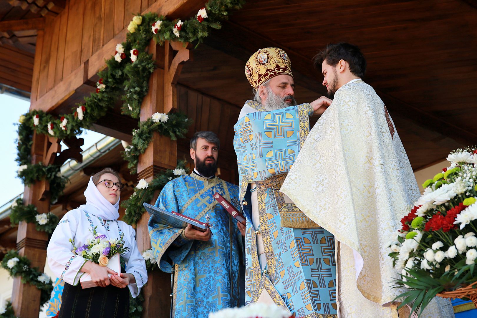 Mănăstirea Vorona, în veșminte de sărbătoare: „Maica Domnului a împlinit în viața sa dragostea cea dumnezeiască”