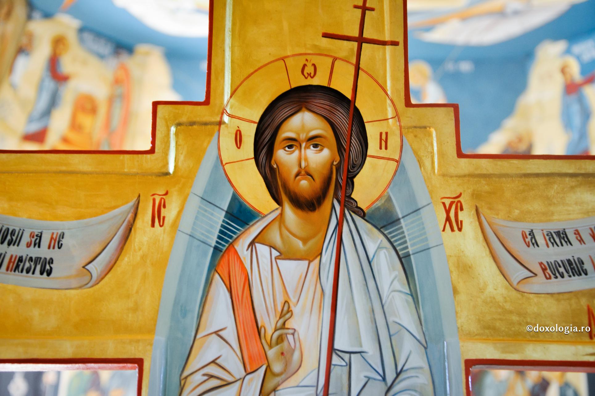 Foto: Florentina Mardari (Video) În ce fel este Iisus Hristos diferit de ceilalți lideri religioși?