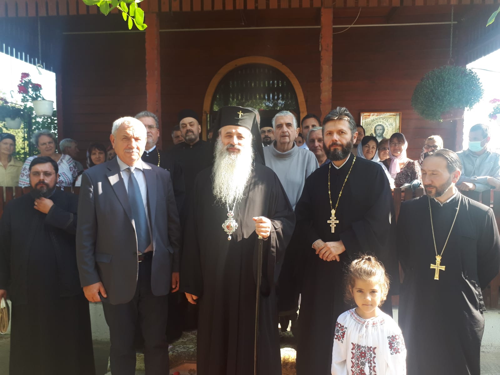 De Înălțarea Sfintei Cruci, IPS Teofan a binecuvântat credincioșii din 5 parohii ieșene