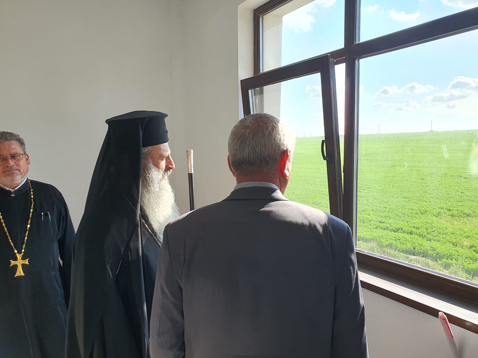 De Înălțarea Sfintei Cruci, IPS Teofan a binecuvântat credincioșii din 5 parohii ieșene