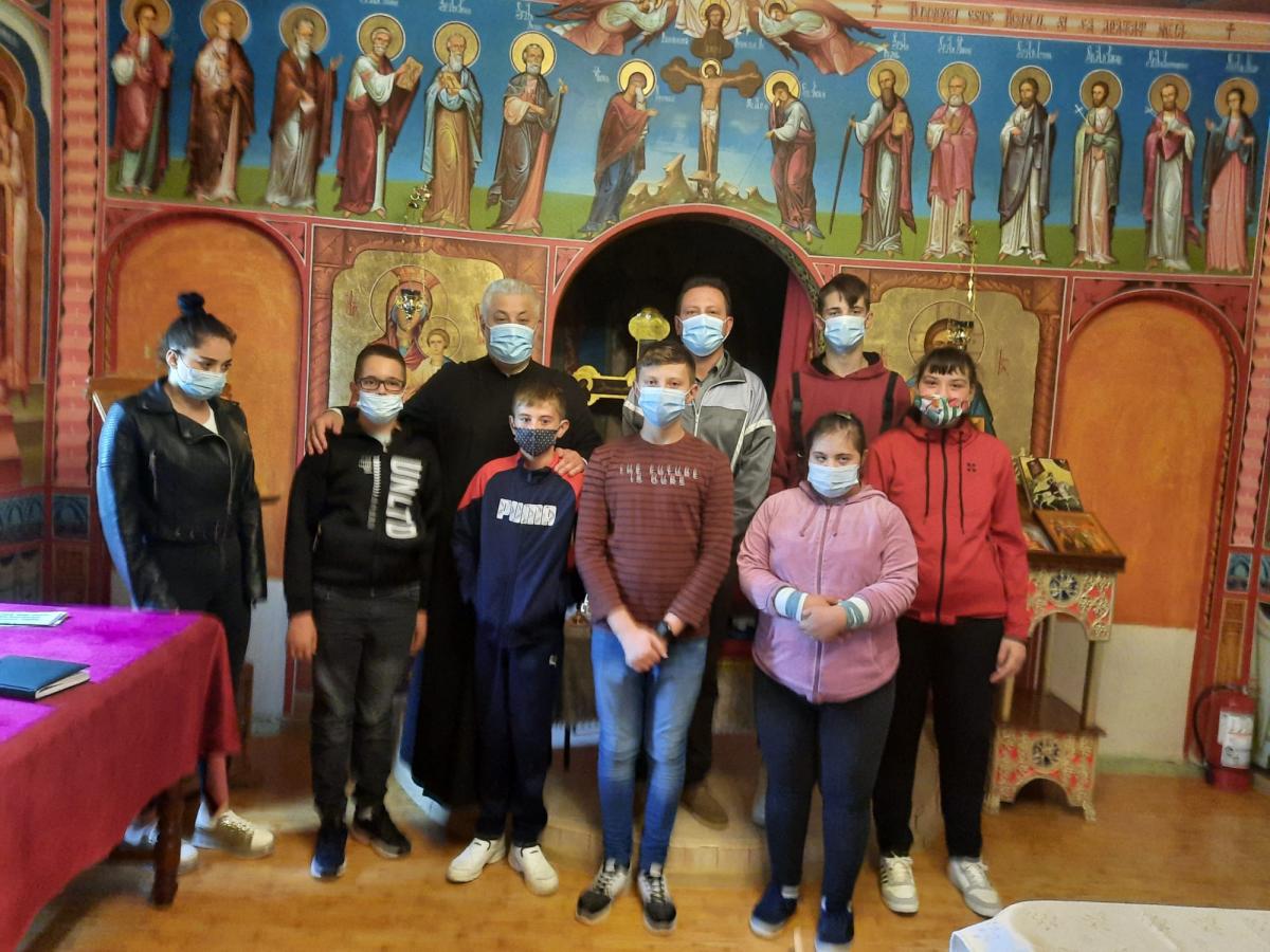 Proiect filantropic desfășurat în Parohia „Sfântul Spiridon” din Comănești