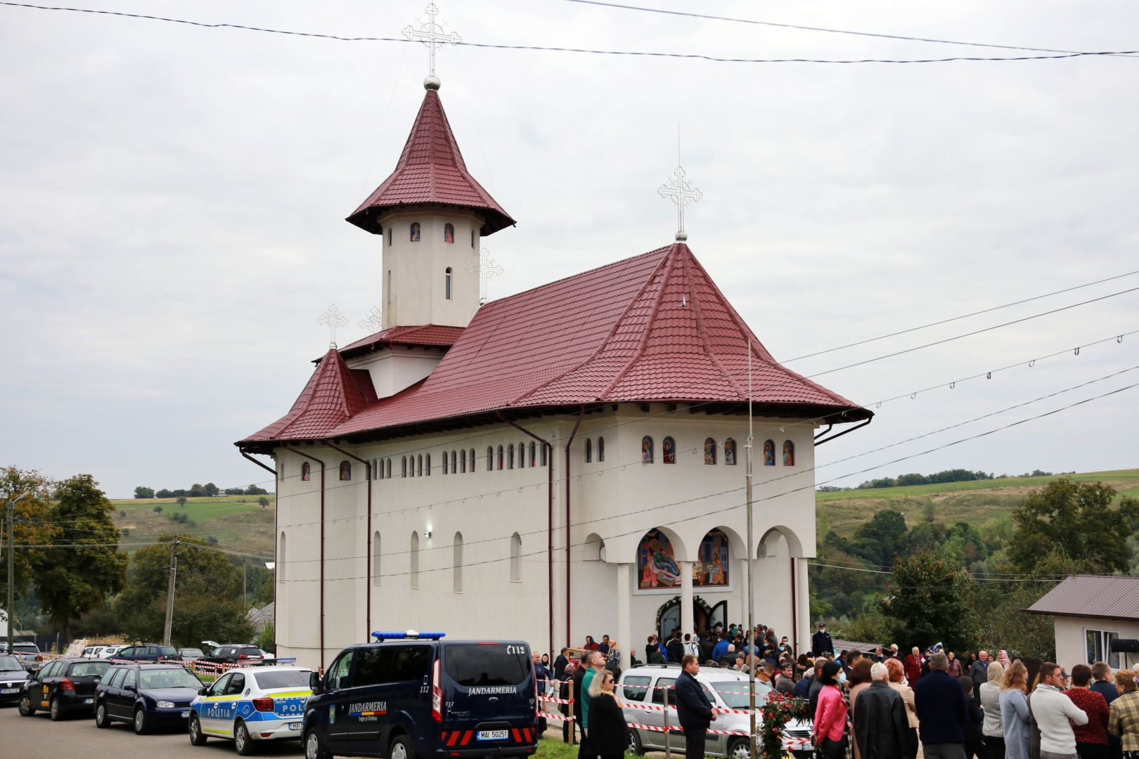 foto: Flavius Popa (Video) Astăzi a fost sfințită biserica Parohiei Curechiștea