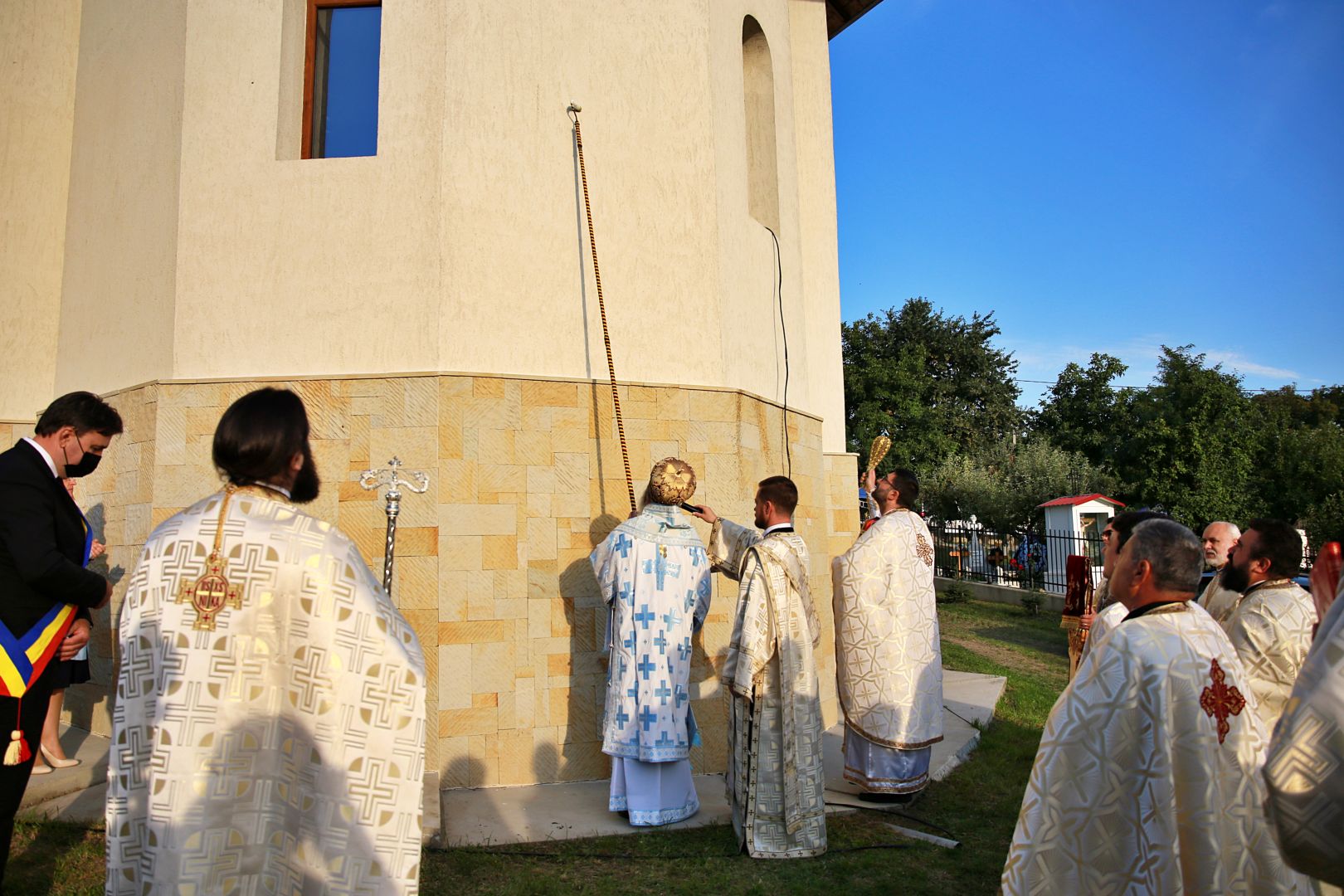 Biserica Parohiei „Nașterea Maicii Domnului” Deleni II a fost sfințită de Părintele Mitropolit