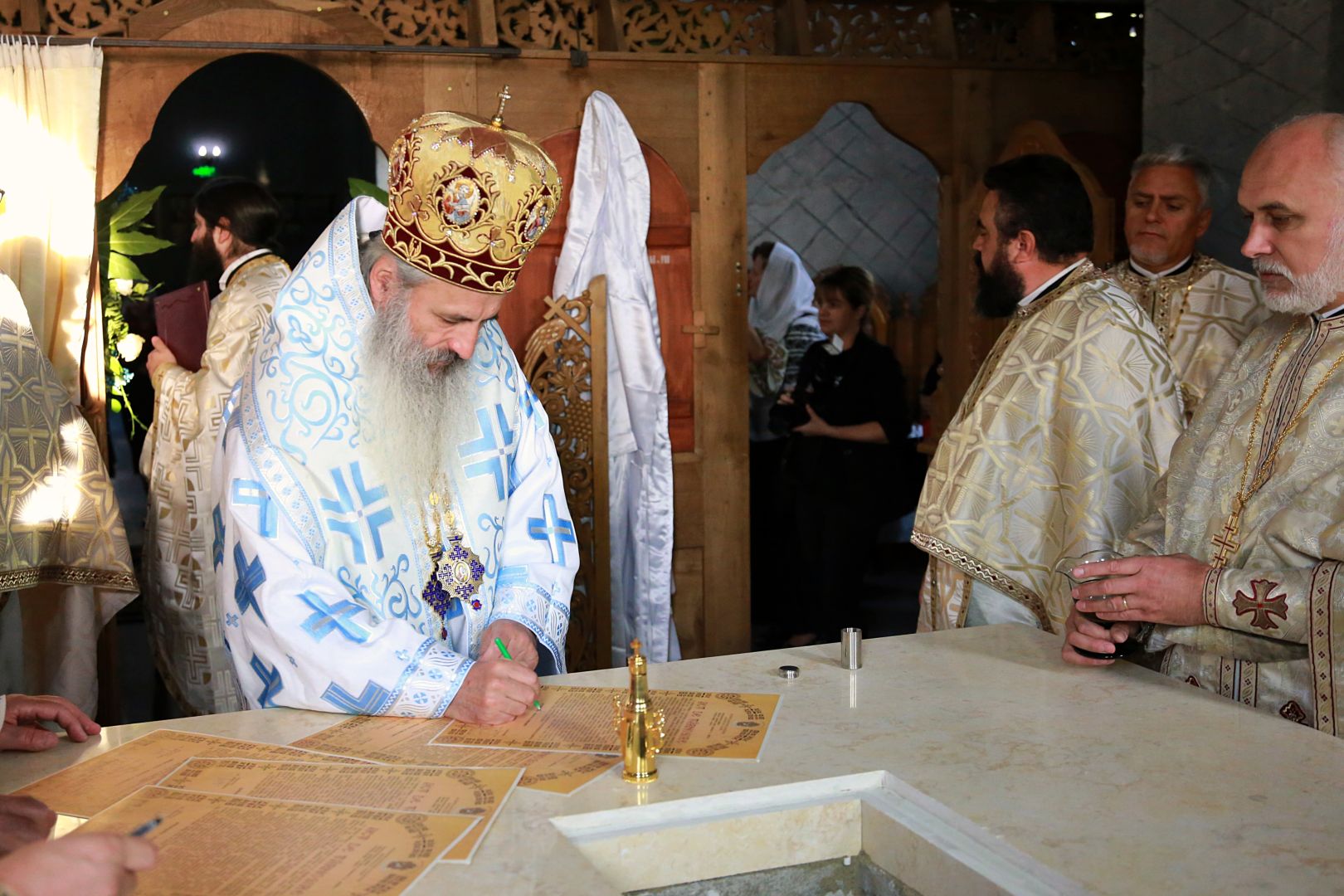 Biserica Parohiei „Nașterea Maicii Domnului” Deleni II a fost sfințită de Părintele Mitropolit