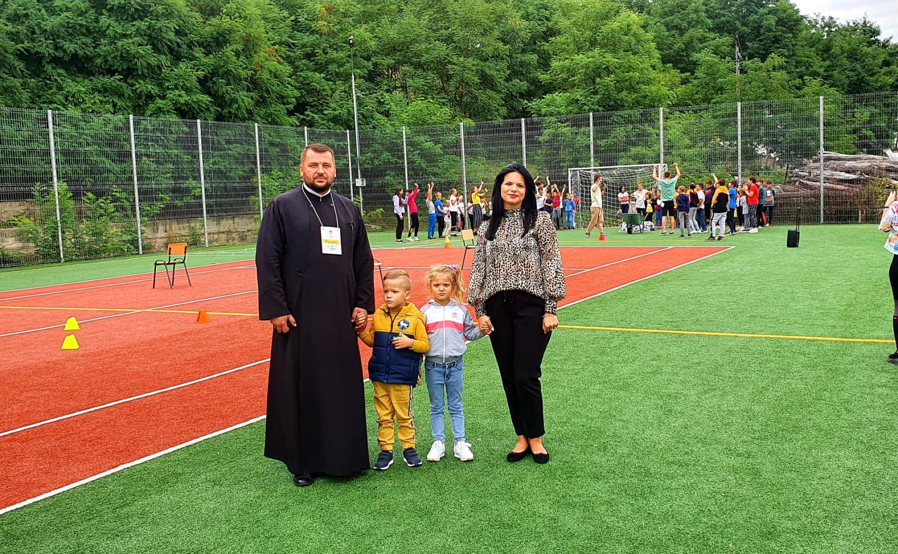 „Tabăra  din  pridvorul satului” la Parohia Concești