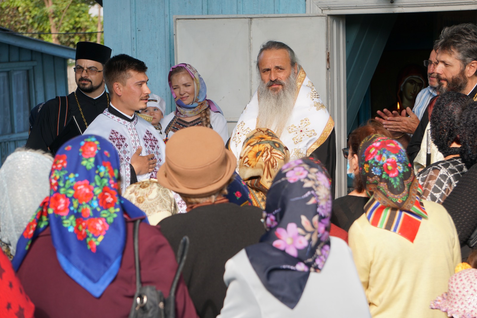 De Înălțarea Sfintei Cruci, IPS Teofan a binecuvântat credincioșii din 5 parohii ieșene