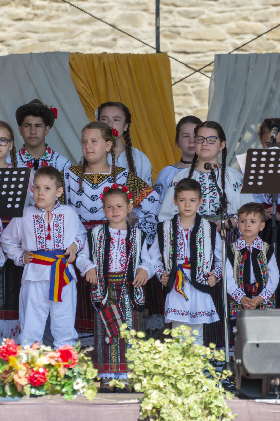 Concert de pricesne în Piaţa Turnului din Piatra Neamţ