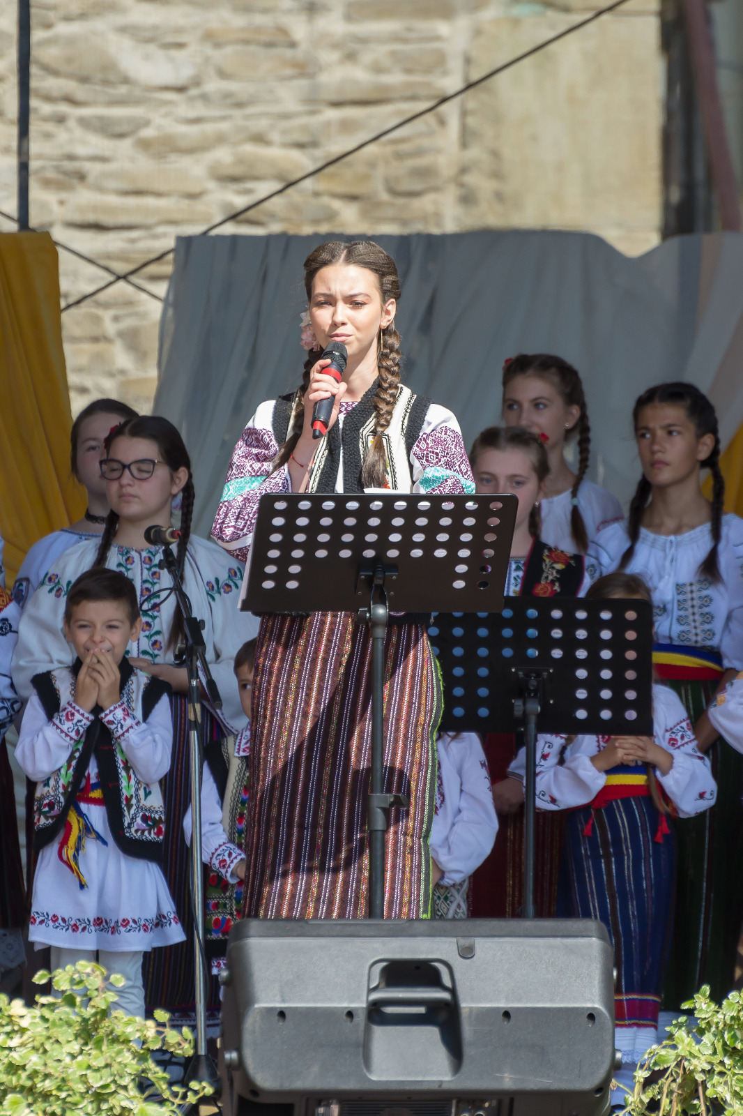 Concert de pricesne în Piaţa Turnului din Piatra Neamţ