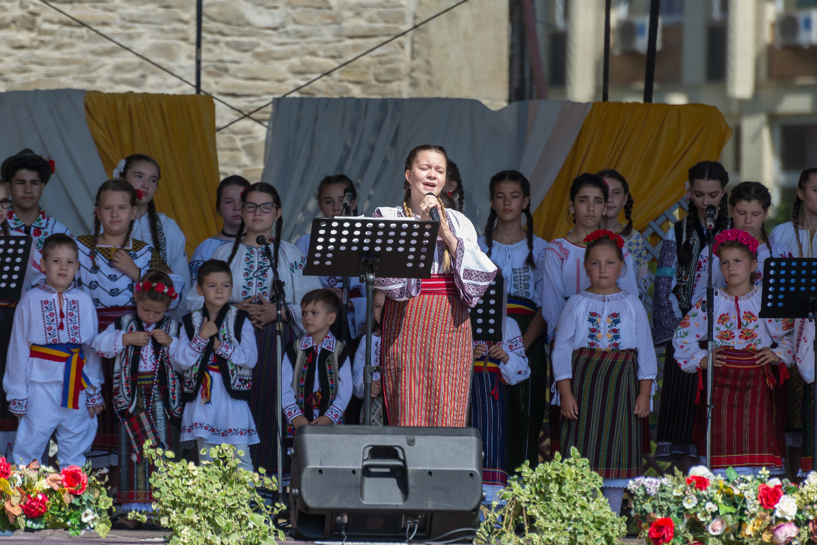 Concert de pricesne în Piaţa Turnului din Piatra Neamţ