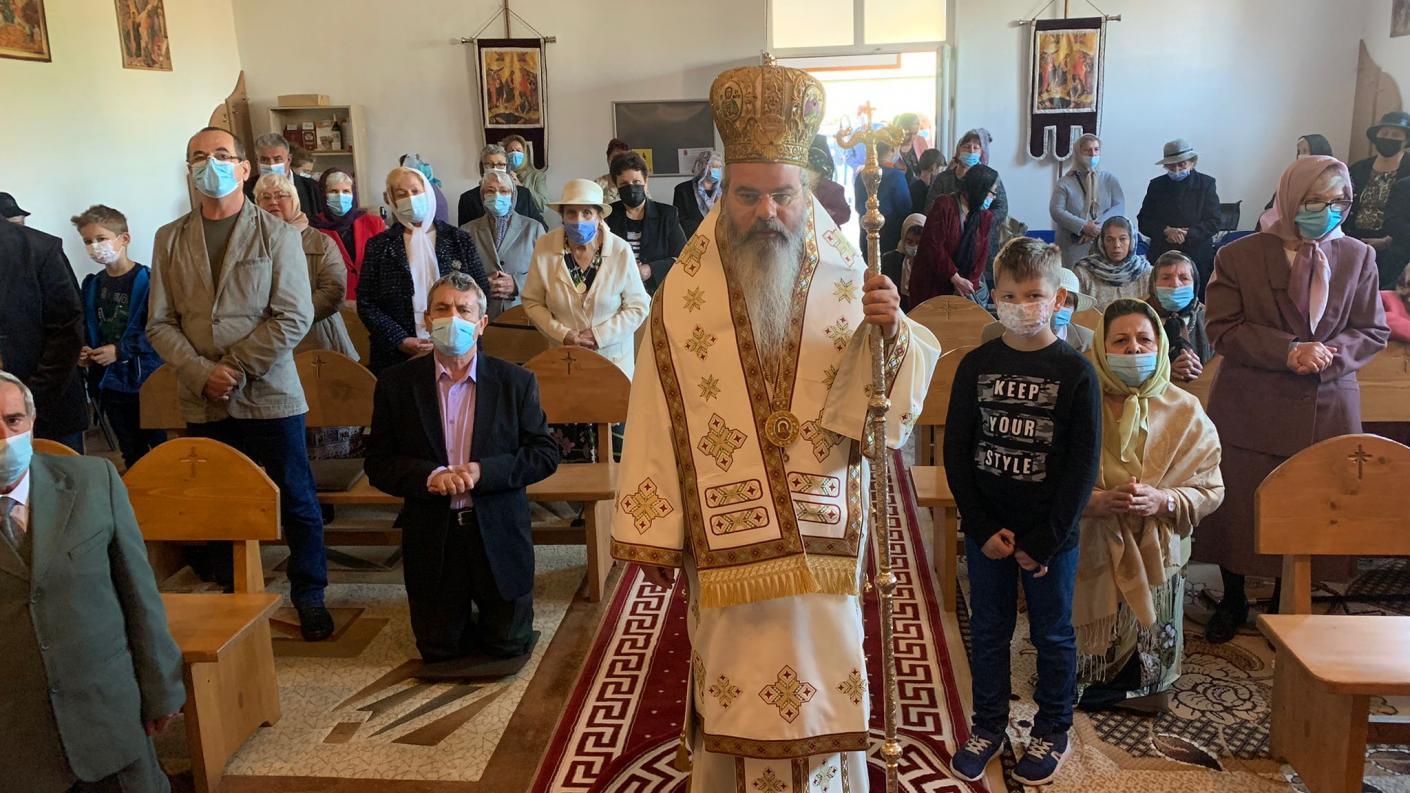 PS Ignatie: „Crucea nu presupune numai suferință, ci înseamnă, mai ales, descoperirea iubirii lui Dumnezeu”