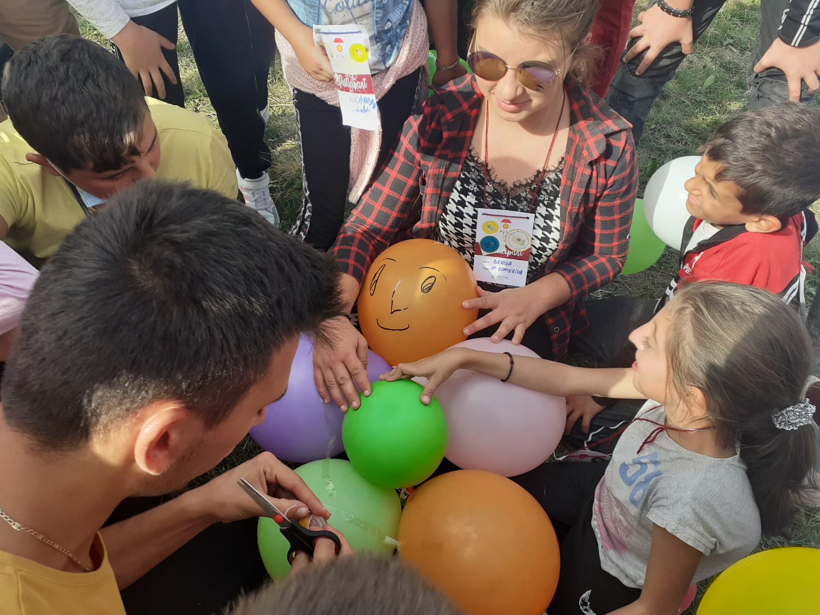 Tabăra din pridvorul satului, în Parohia „Adormirea Maicii Domnului” – Schitu Duca