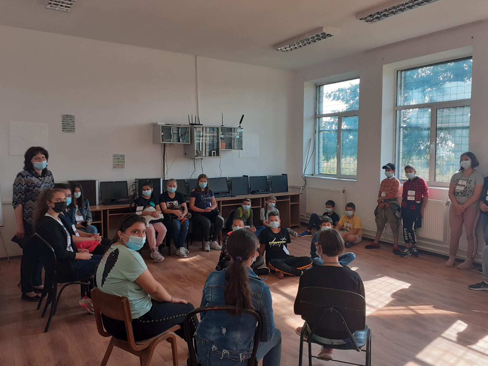 Tabăra din pridvorul satului, în Parohia „Adormirea Maicii Domnului” – Schitu Duca