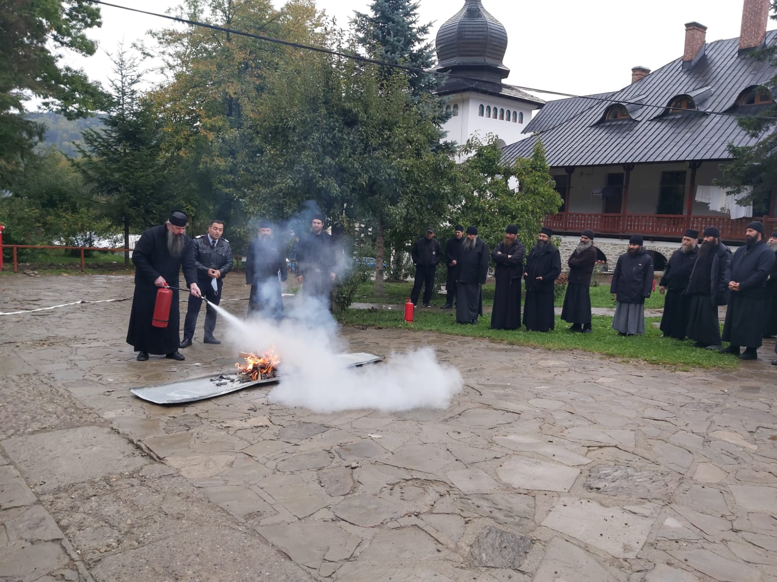 Instructaj PSI la Mănăstirea Sihăstria