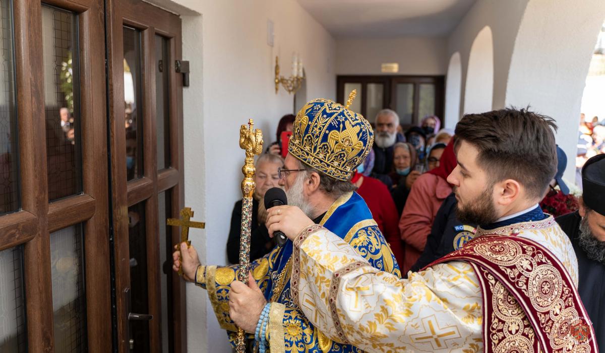 Biserica Parohiei Fulgeriș, sfinţită de către IPS Ioachim