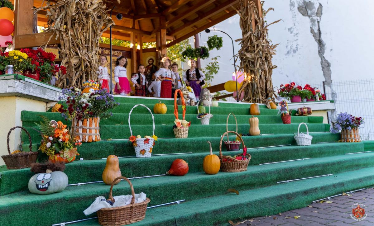 „Festivalul Toamnei”, ediţia a II-a, la Roman