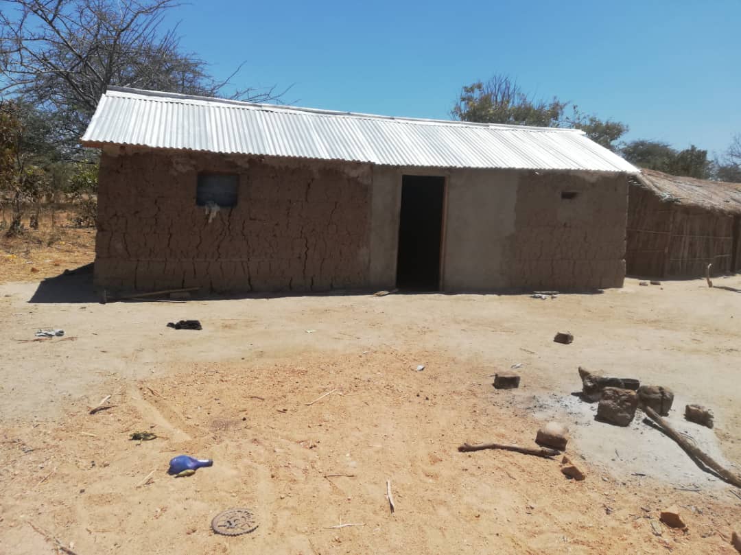 32 de case – acoperiş şi bucurie pentru tot atâtea familii tanzaniene 32 de case – acoperiş şi bucurie pentru tot atâtea familii tanzaniene