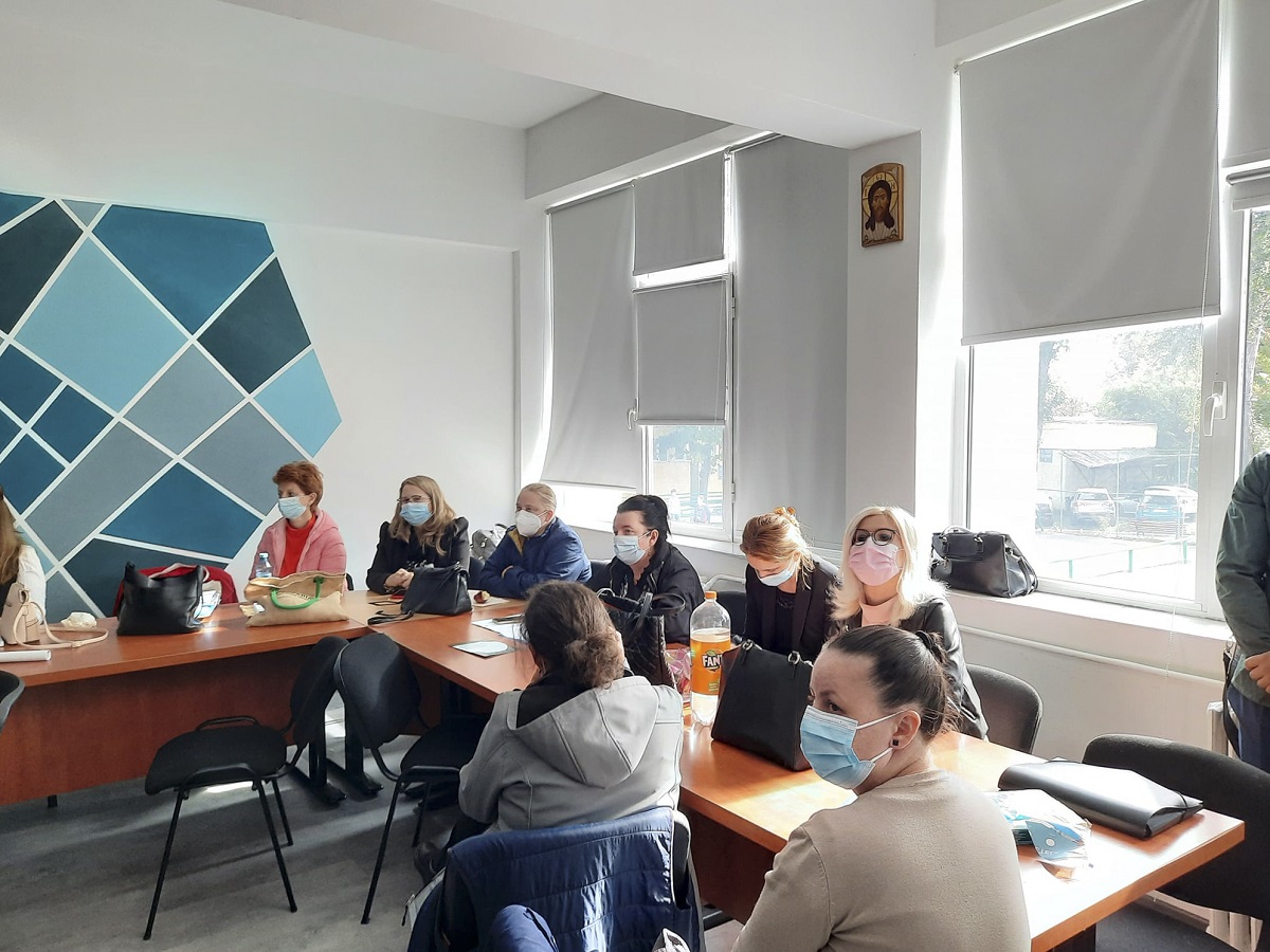 „Valențele educației în societatea actuală”, la Liceul Teoretic de Informatică „Grigore Moisil” din Iași