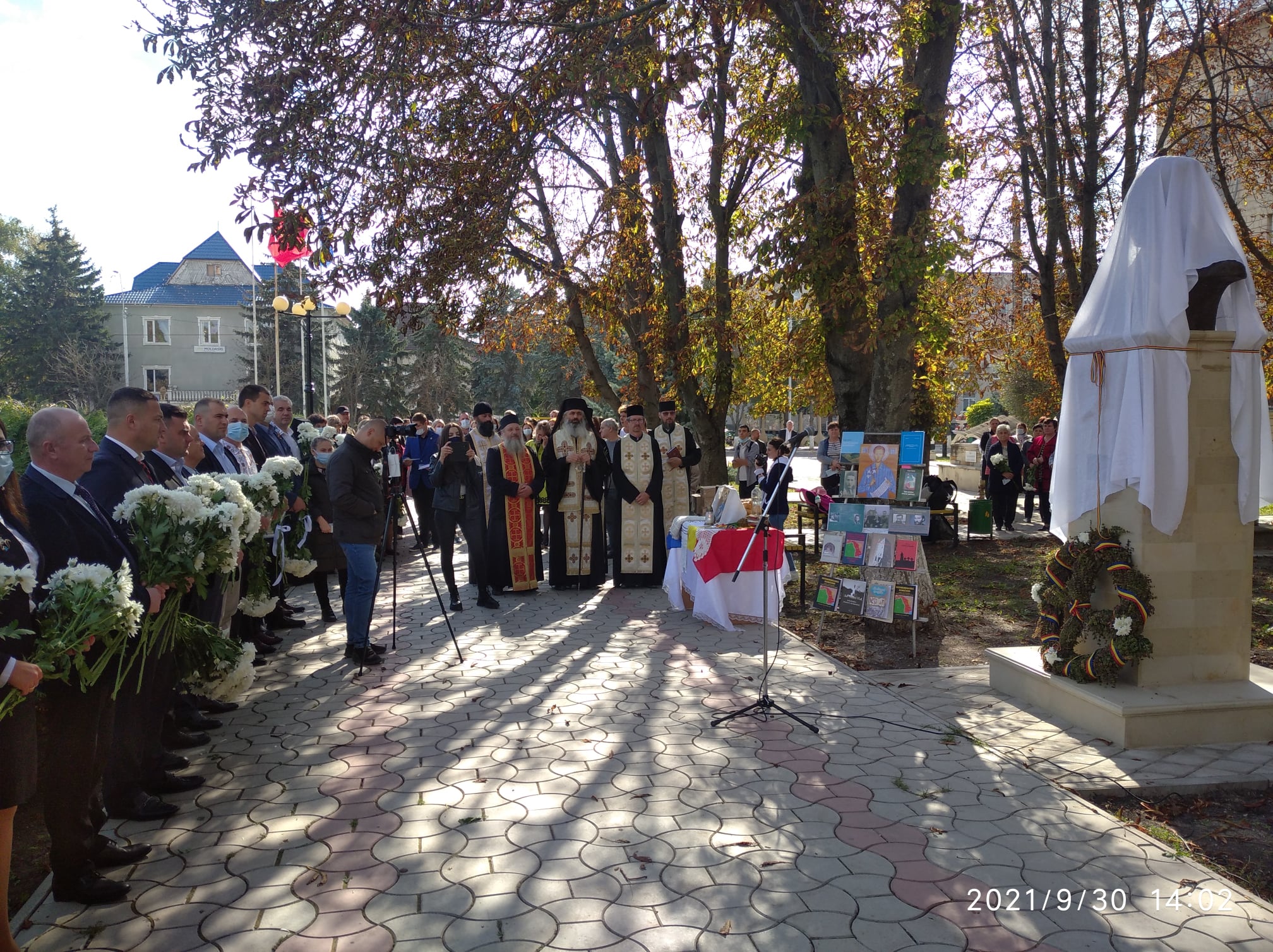 PS Antonie a binecuvântat bustul lui Valeriu Gafencu din Sângerei