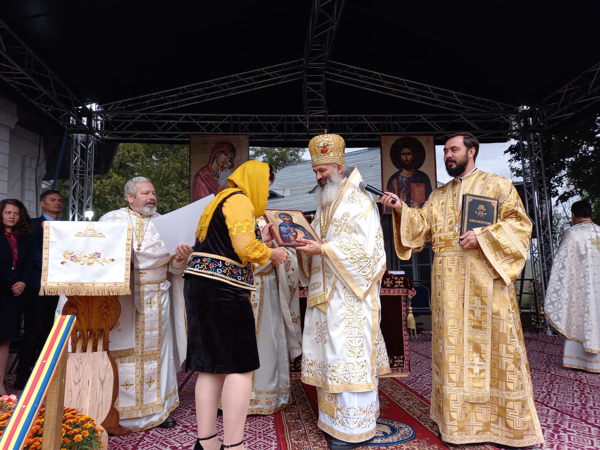 O candelă pentru unitatea neamului românesc va arde şi în oraşul Bucecea, Botoşani