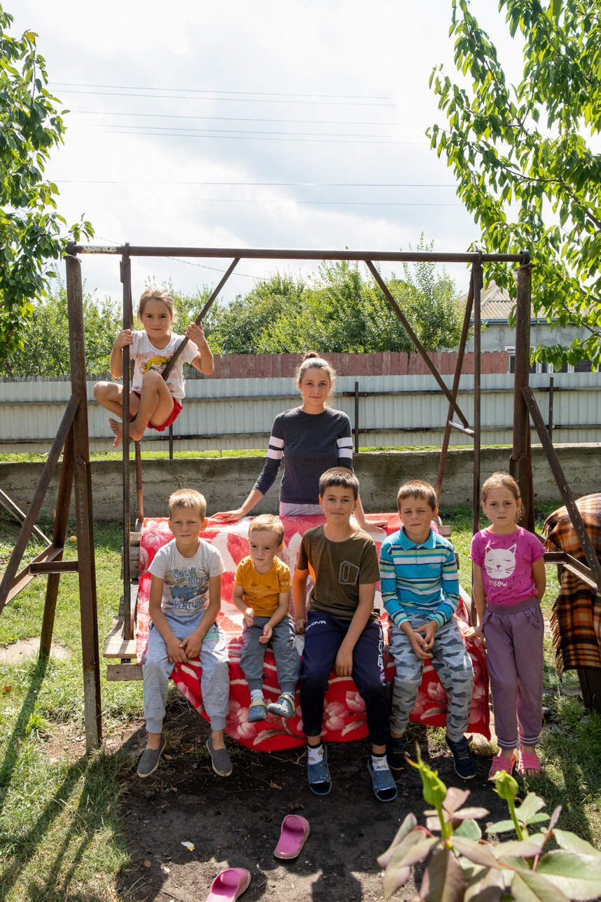 Speranță și căldură pentru șapte copii