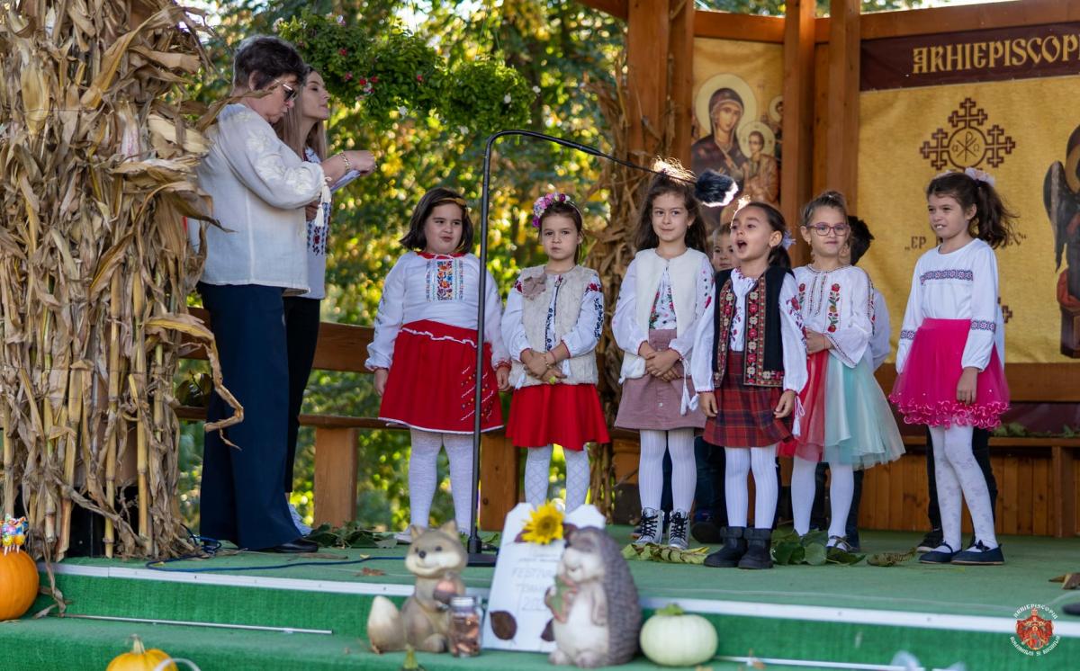 „Festivalul Toamnei”, ediţia a II-a, la Roman