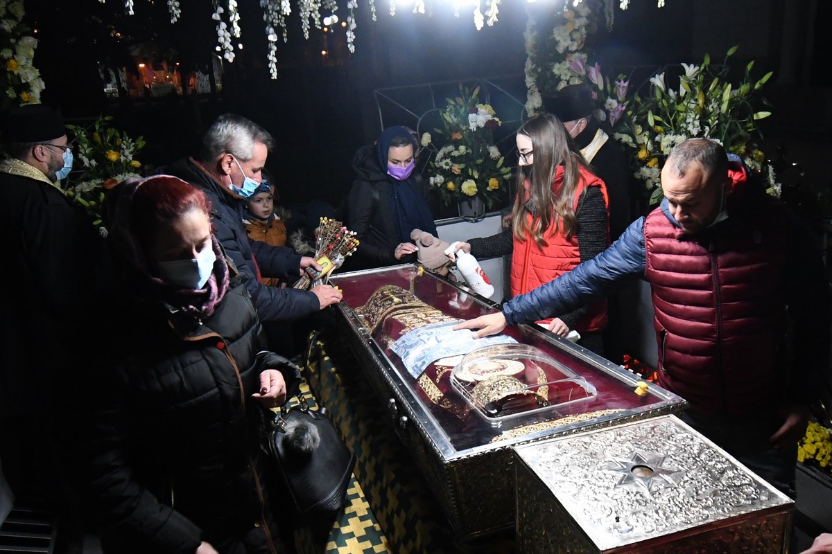 Har sfințitor și putere din partea Sfintei Cuvioase Parascheva