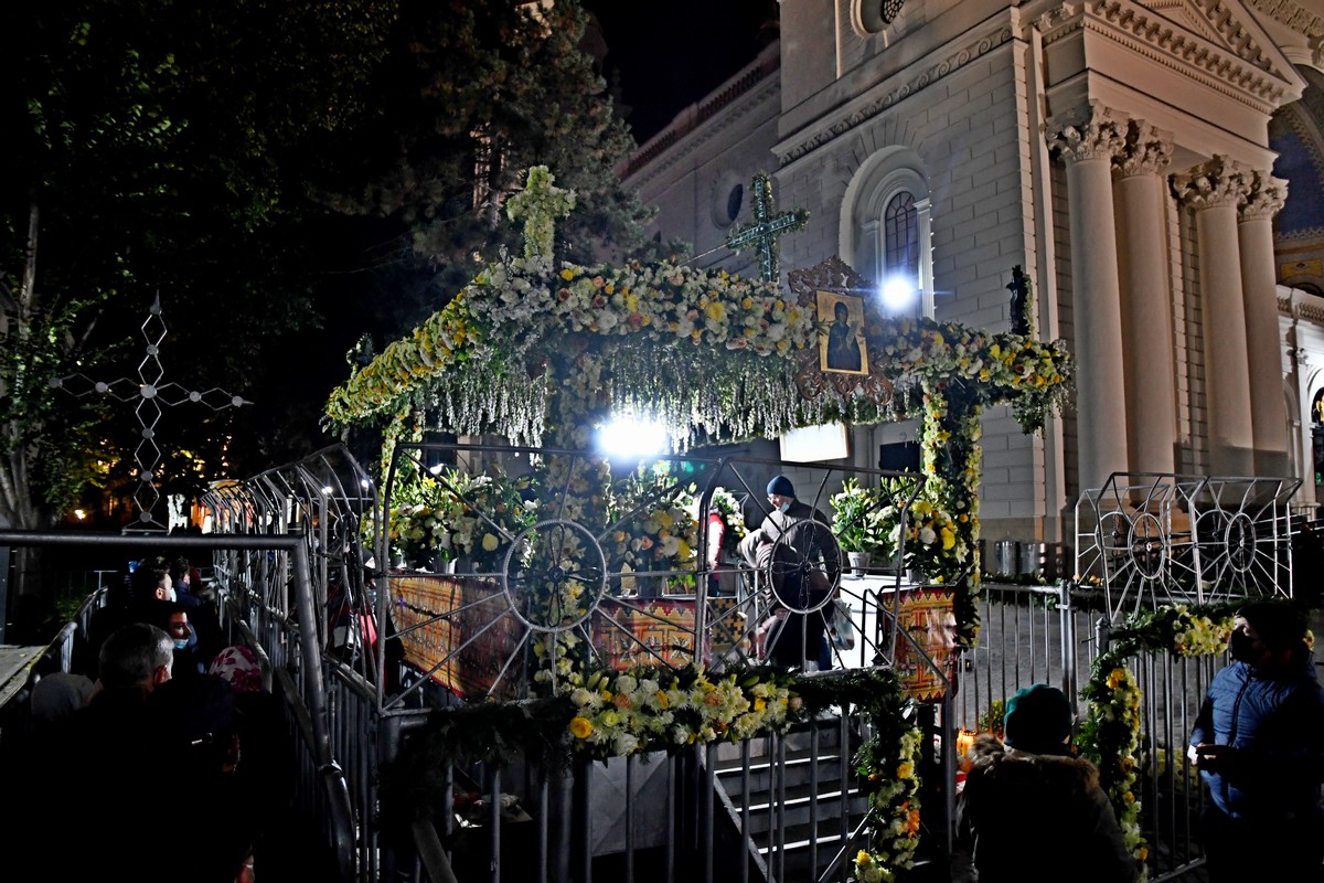 Sfânta Parascheva, dătătoare de nădejde şi de întărire în credinţă