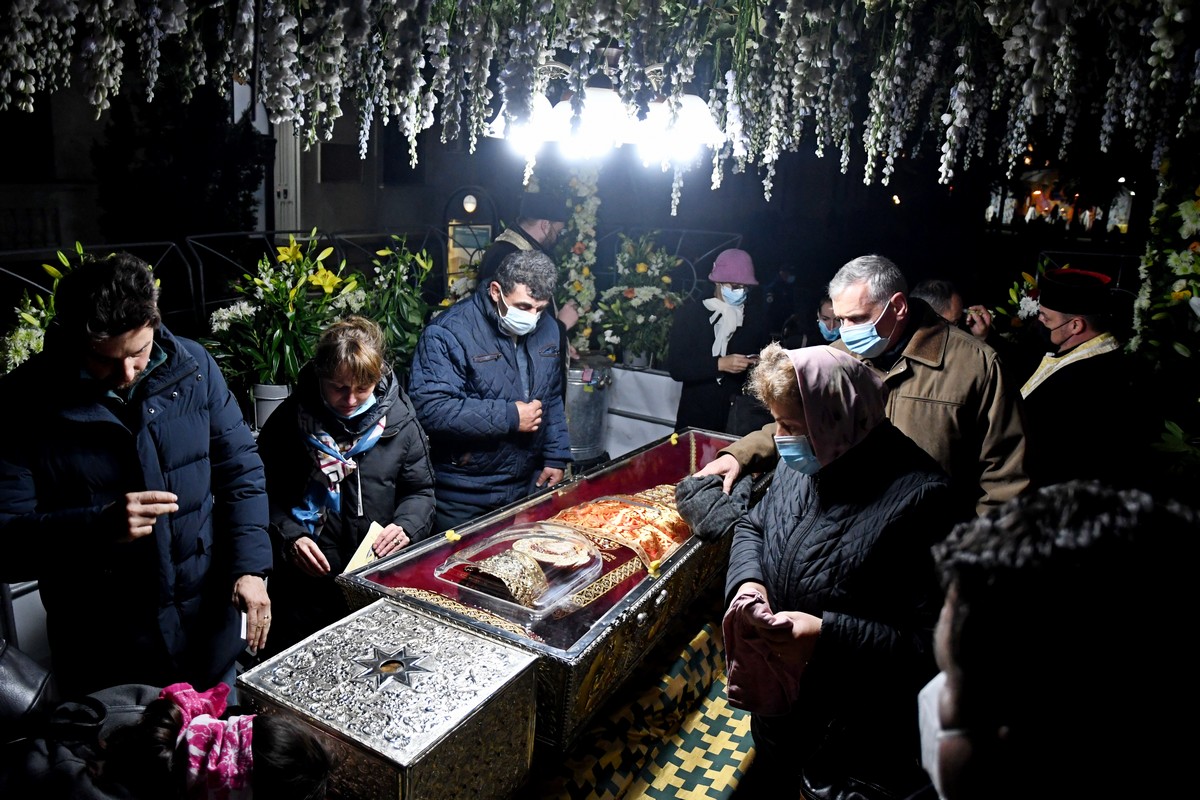 Sfânta Parascheva, dătătoare de nădejde şi de întărire în credinţă