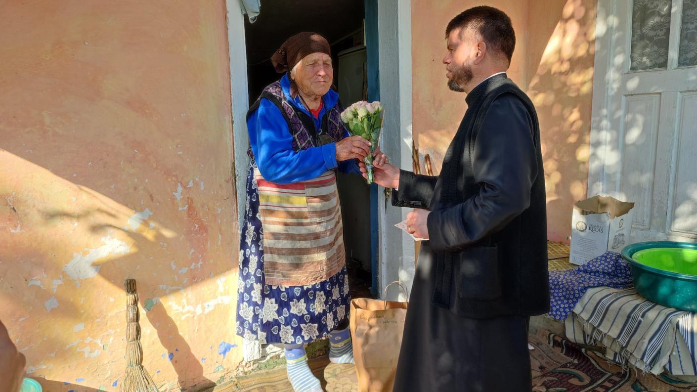 Asociația „Filantropia Ortodoxă” Huși - recunoștință și prețuire față de persoanele vârstnice