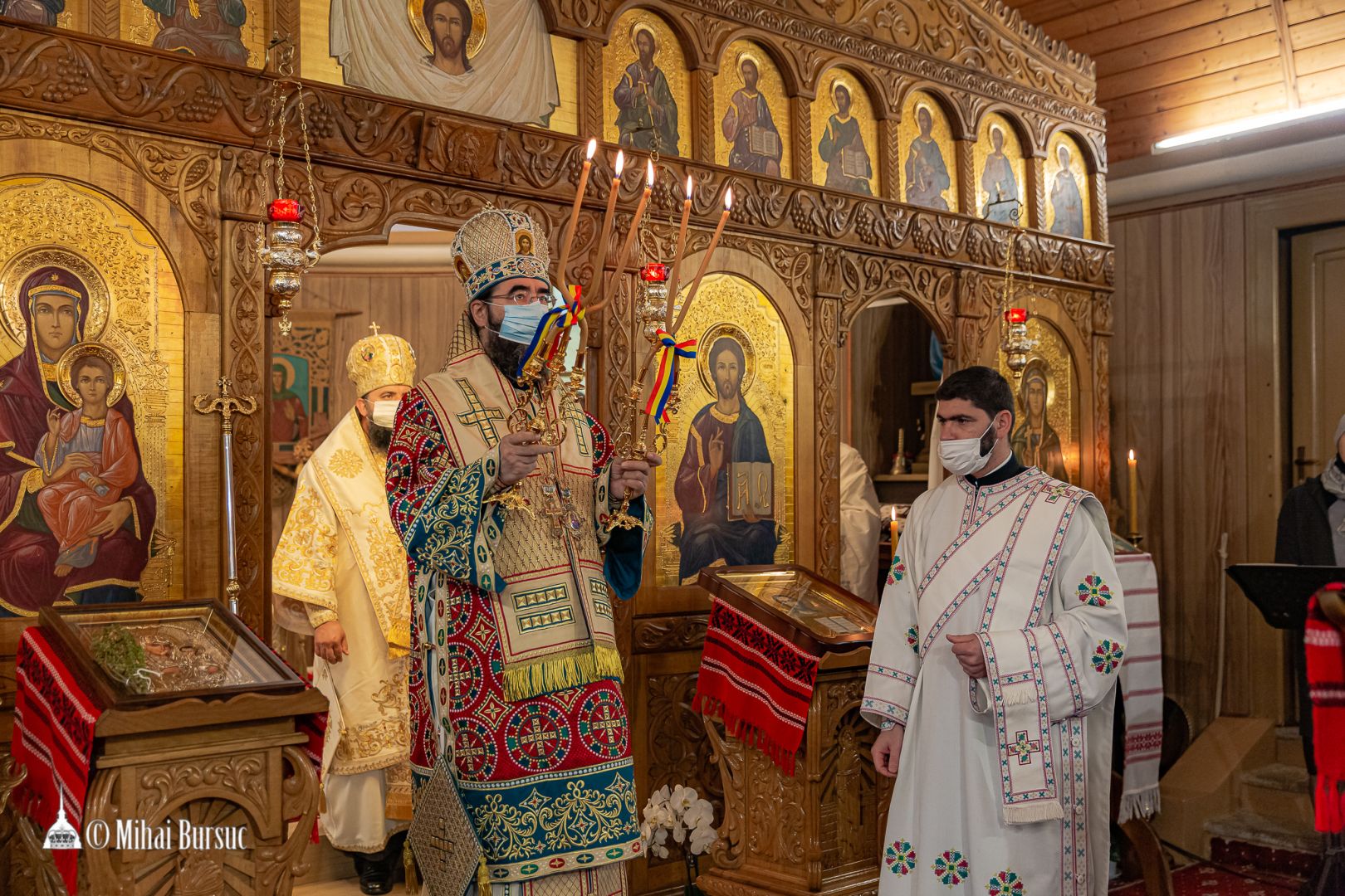 IPS Iosif și PS Atanasie de Bogdania au slujit la hramul Bisericii „Sfânta Parascheva” din Torino