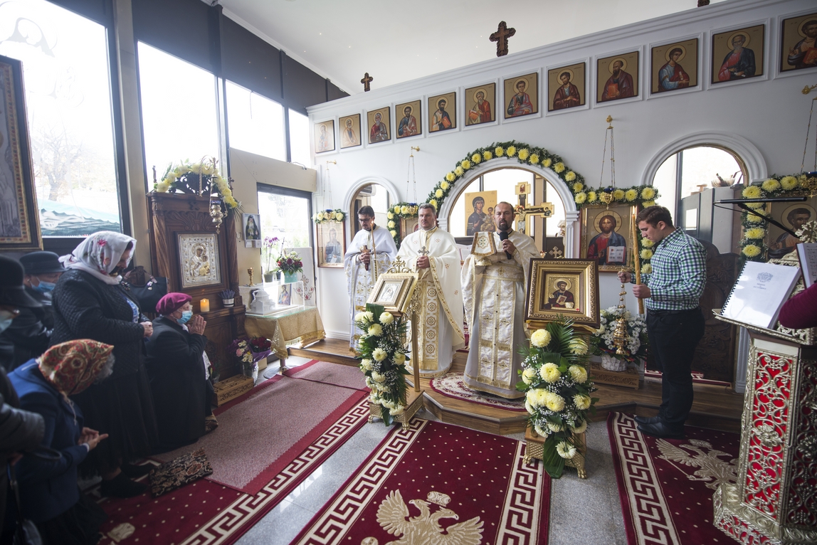 Sfântul Apostol și Evanghelist Luca, sărbătorit la unica biserică din Iași ce-l are ca prim ocrotitor