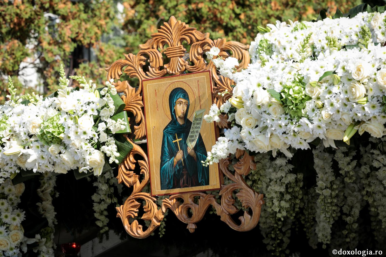 Șapte interpelări incomode despre pelerinajul în pandemie