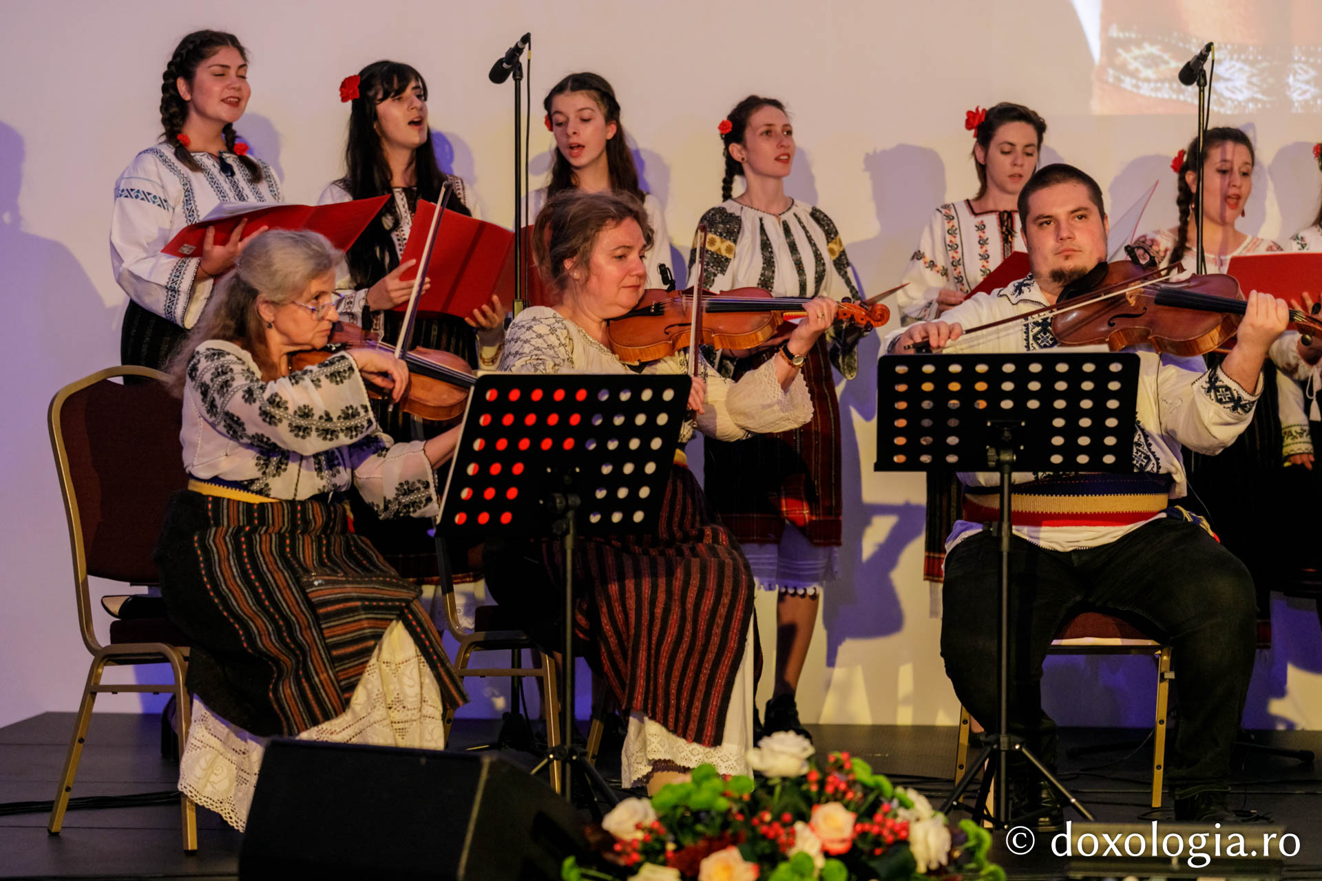 Foto: Pr. Silviu Cluci IBMF 2021: Concert de muzică tradițională din Liban, Cipru și România