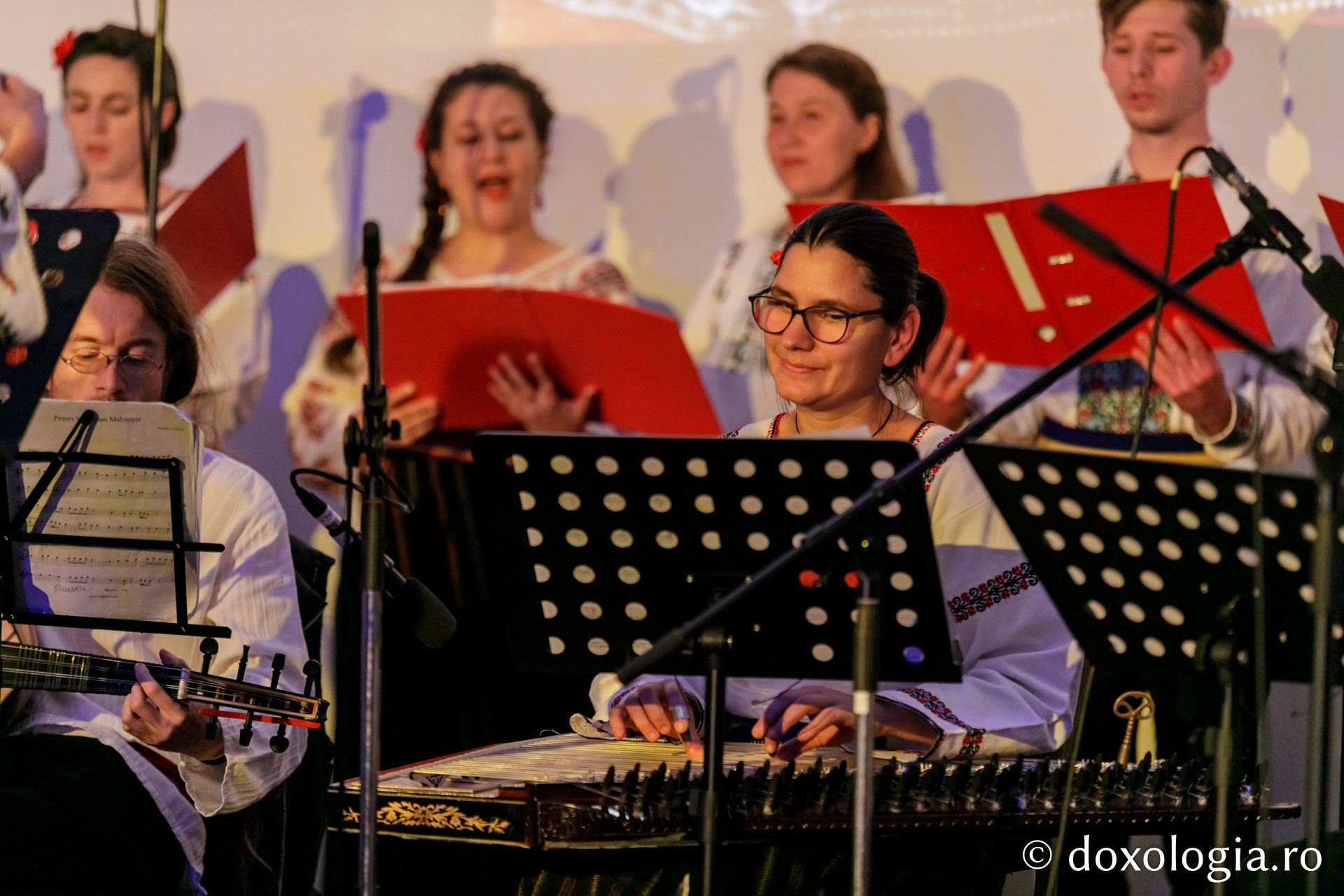 Foto: Pr. Silviu Cluci IBMF 2021: Concert de muzică tradițională din Liban, Cipru și România