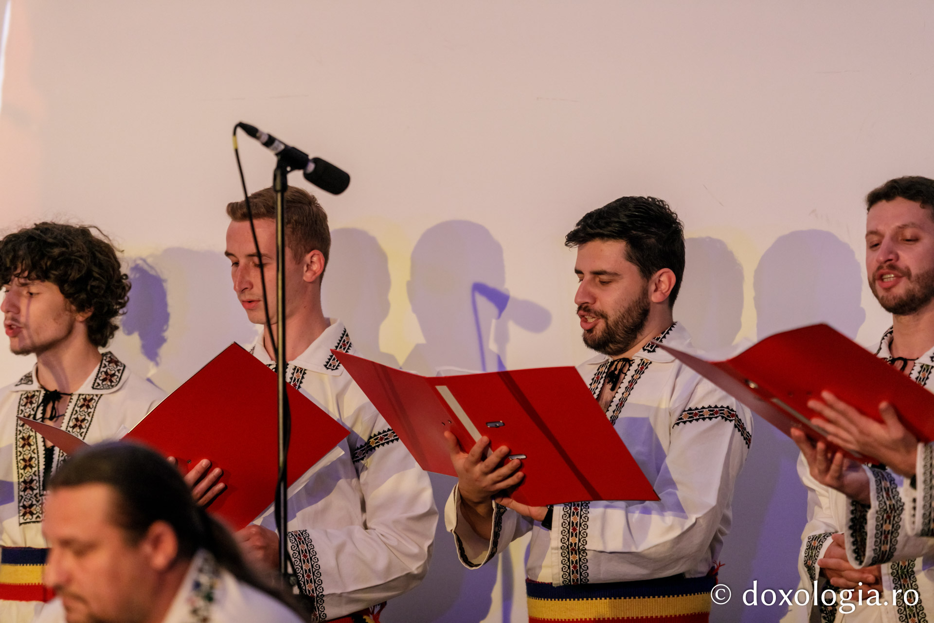 Foto: Pr. Silviu Cluci IBMF 2021: Concert de muzică tradițională din Liban, Cipru și România