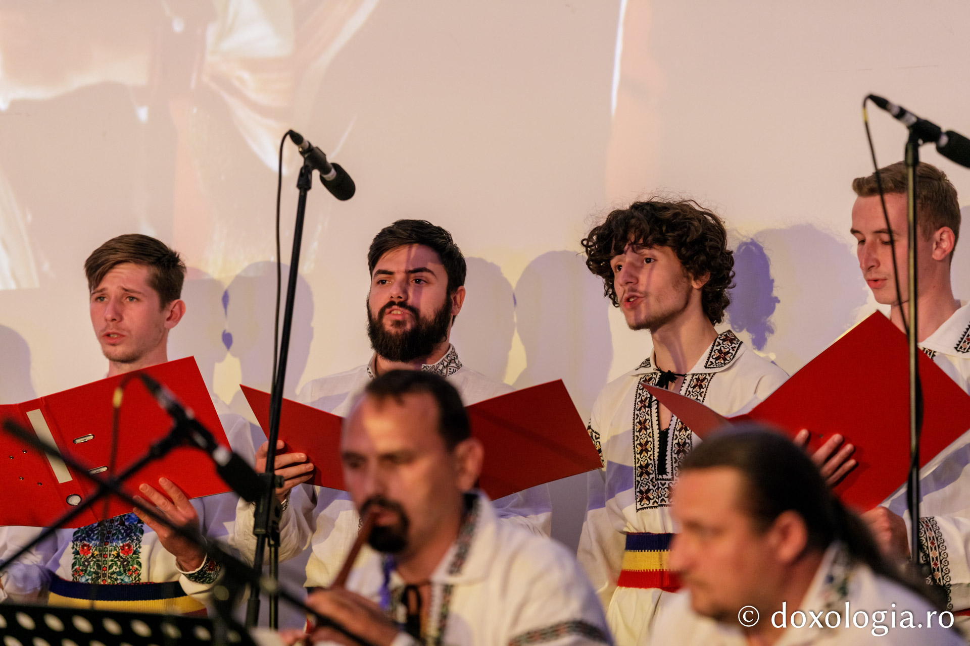 Foto: Pr. Silviu Cluci IBMF 2021: Concert de muzică tradițională din Liban, Cipru și România