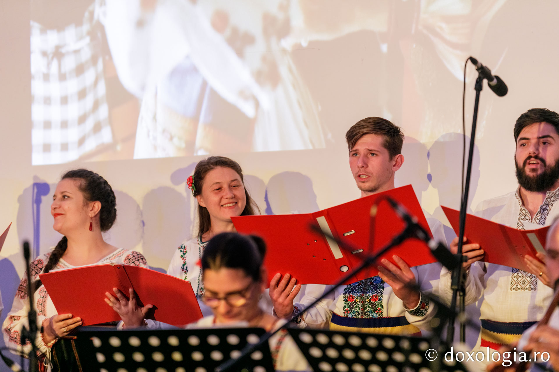 Foto: Pr. Silviu Cluci IBMF 2021: Concert de muzică tradițională din Liban, Cipru și România